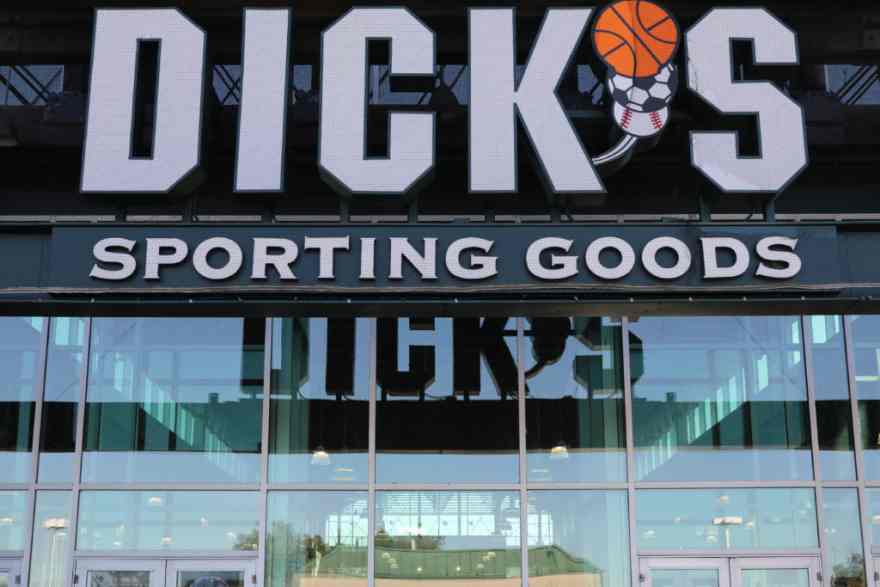 Dick’s Sporting Goods reports largest sales quarter